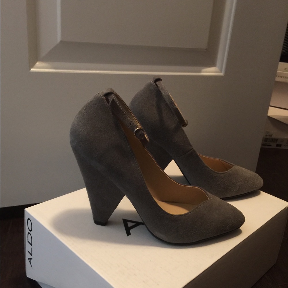 Aldo vintage inspired heels